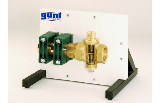 Cutaway model: straight-way plug valve