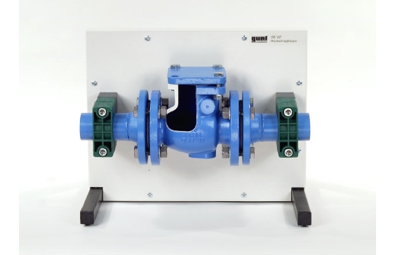 Cutaway model: non-return butterfly valve